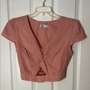 Hollister Y2K. cropped v neck cotton dusty pink top short sleeve V-neck medium